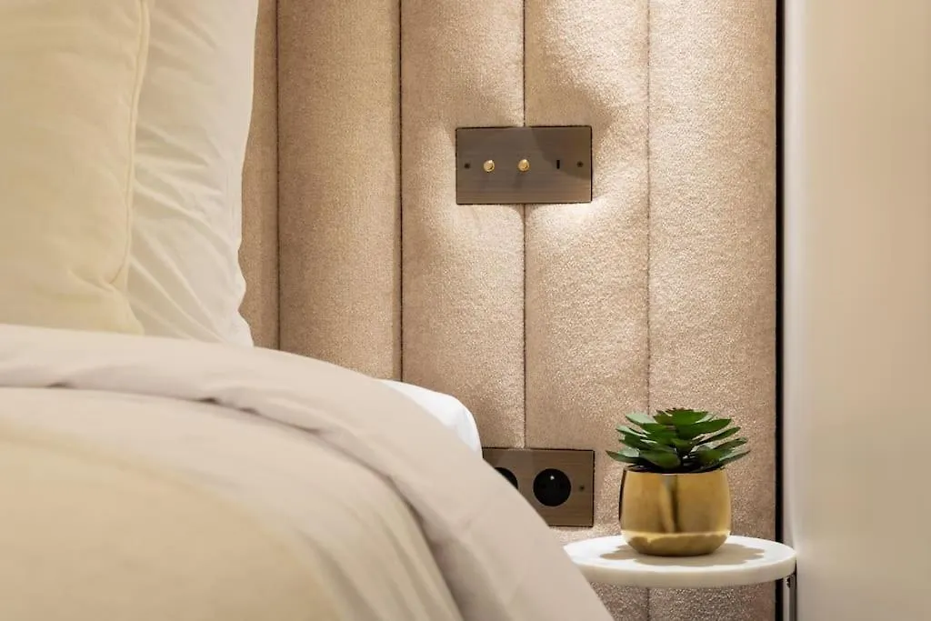 Apartment Royale # Palais De L'elysee # 8 Paris